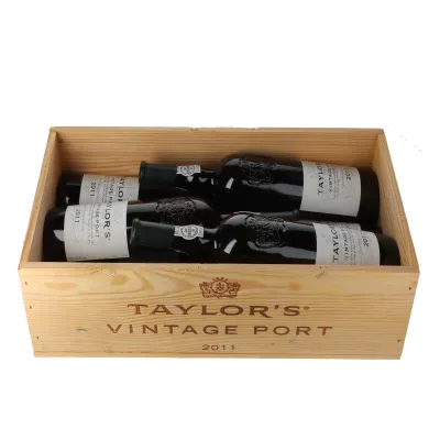 Taylors  Vintage Port (fruchtsüß) 2011in Holzkiste